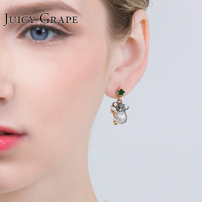 

Juicy Grape New European Creative Hand Painted Enamel Glaze Cute Animal Koala Earrings Green Crystal Stud Earring For Women