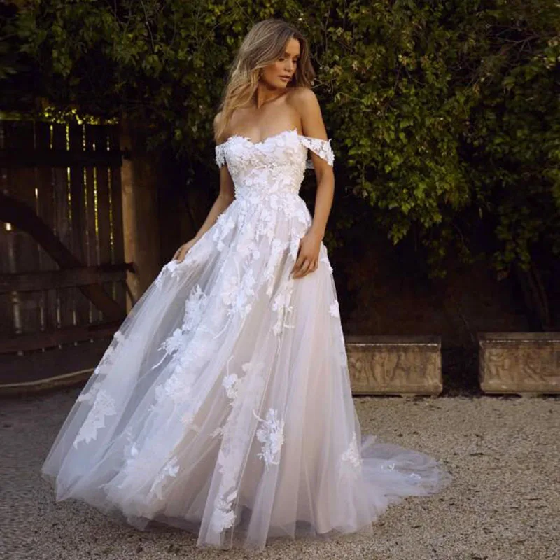 Lace Beach Wedding Dresses 2019 Off the Shoulder Appliques