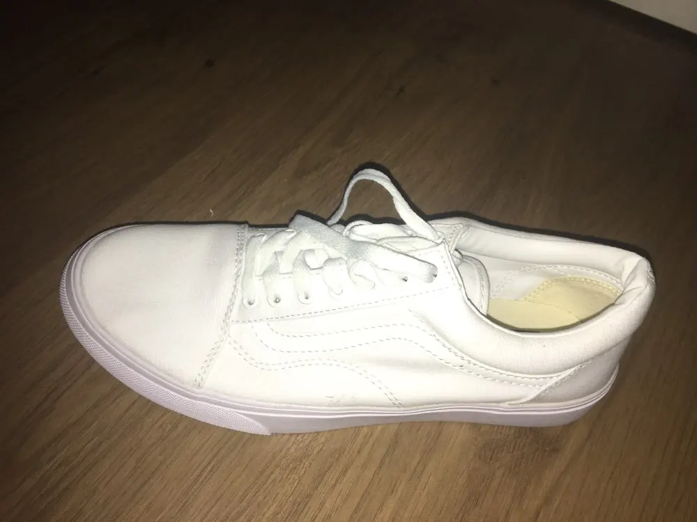 Vans Old Skool All White Classic Vans Unisex Low Top