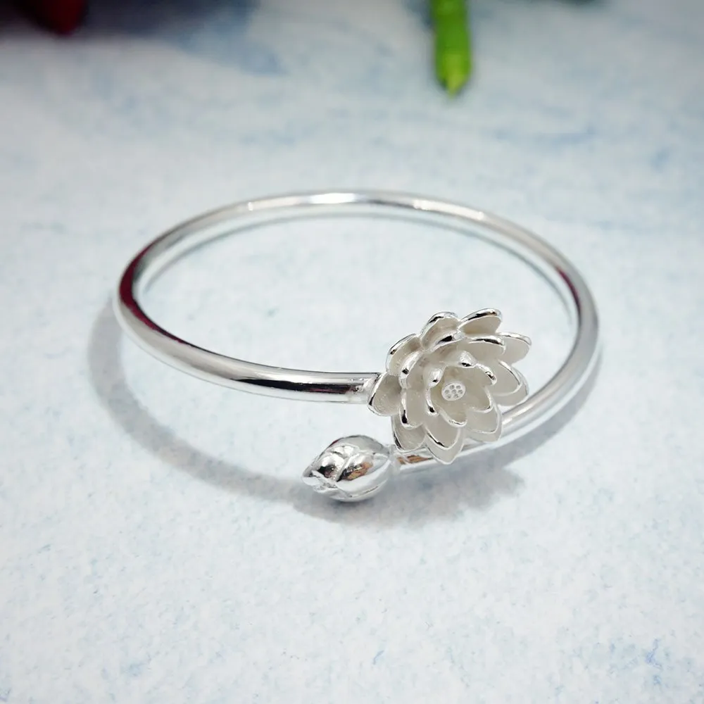 

Authentic 990 Sterling Silver Lotus Flower Bracelet Vintage Charm Open Bangle for Women Lady Wedding Gift Fashion Jewelry