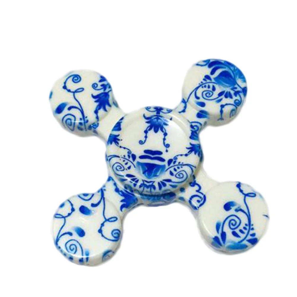 

Toy For Chlid And Adult Stress  2017 New Cute Top Toys Four-leaf Spinners Relief Gift 4 Colors Fidget Stress Relief Toy Spinner
