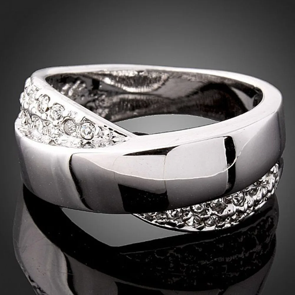 Personality Luxury Classic X Shaped Ring Zircon Fashion Ring Jewelry