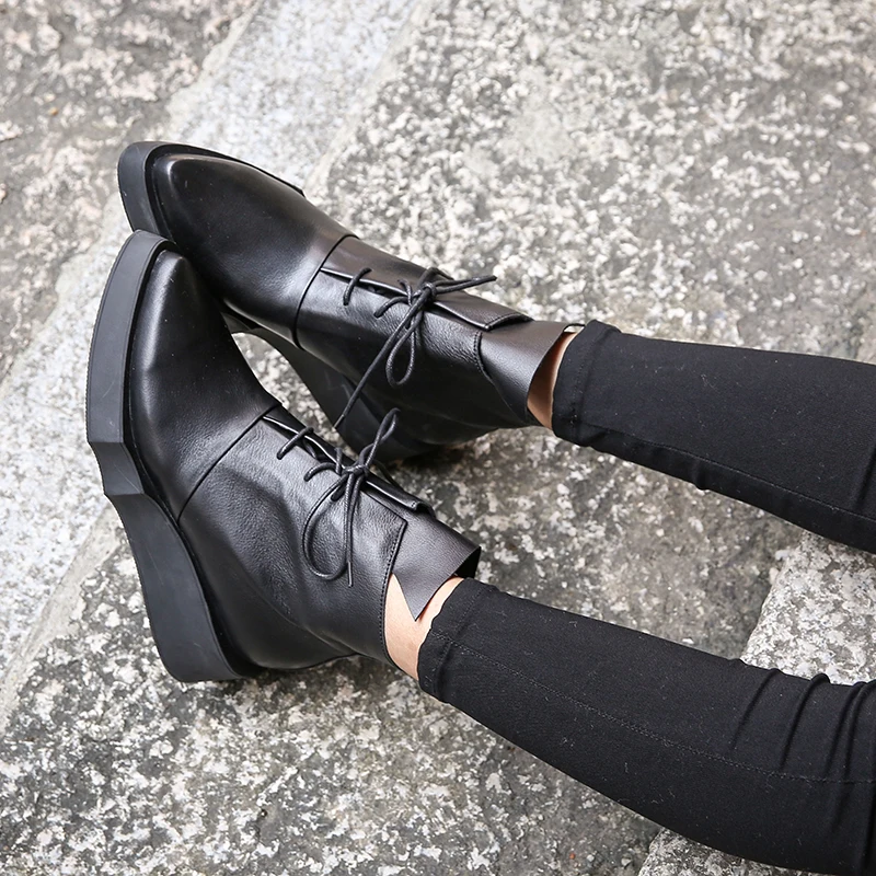 

European New Fashion Style Lady Ankle Booties Natural Leather Women Lace-Up Boots Platform Pointed Toe Female Black Wedge Shoes