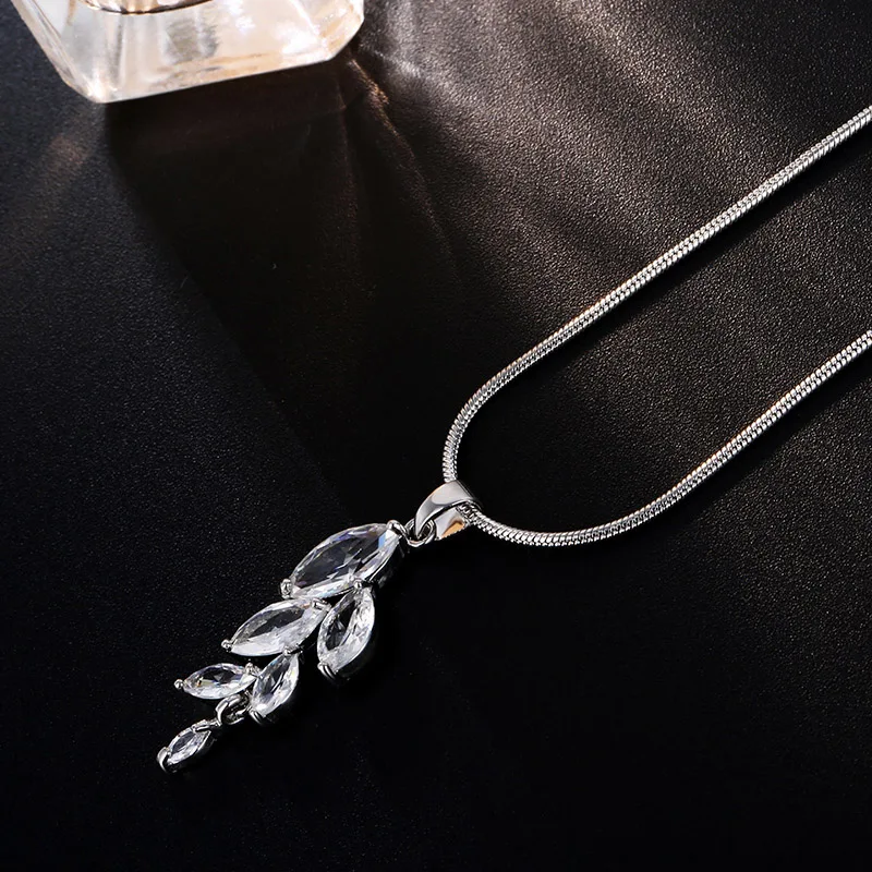 Комплект из колье и серёг серебристого цвета с фианитом|earrings necklace jewelry set|jewelry setsset