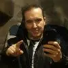j***i