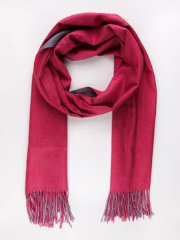 

Heavy scarf with fringes