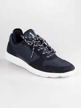 

Fabric sport shoes