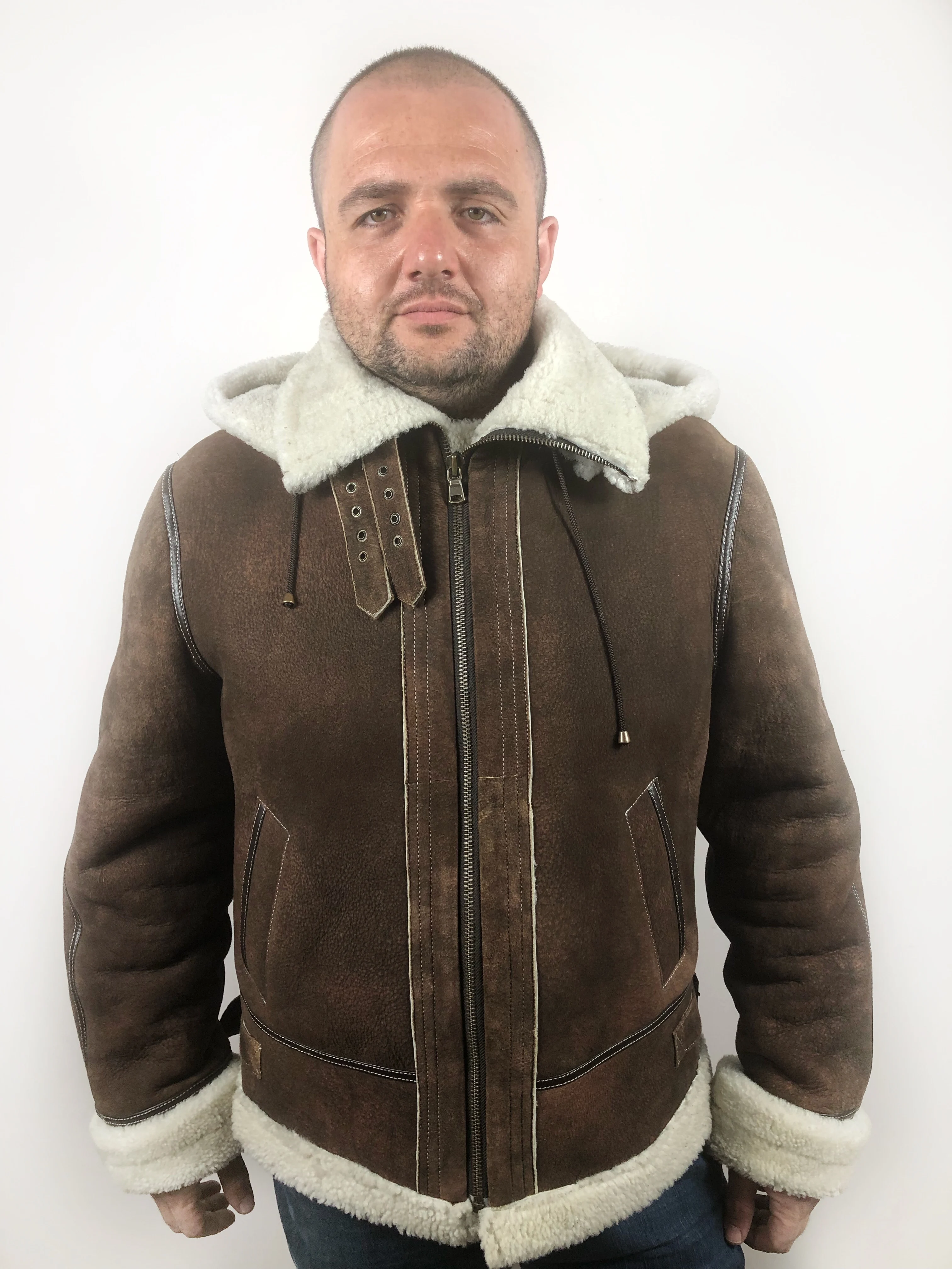 jaqueta de couro marrom com capuz masculina