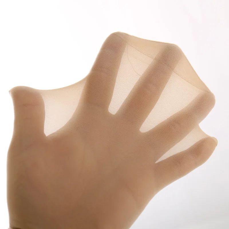d (4)