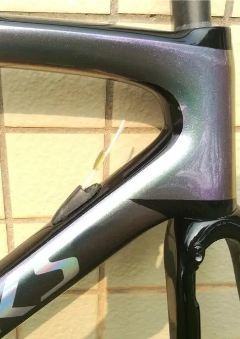

2019 hot sale SL6 carbon disc brakes road frame Chameleon Shiny Coated Fork thru axle100*12 Rear thru axle142*12mm carbon disc