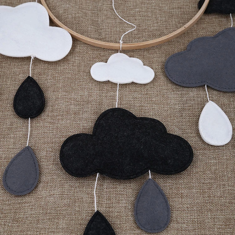 monochrome cot mobile