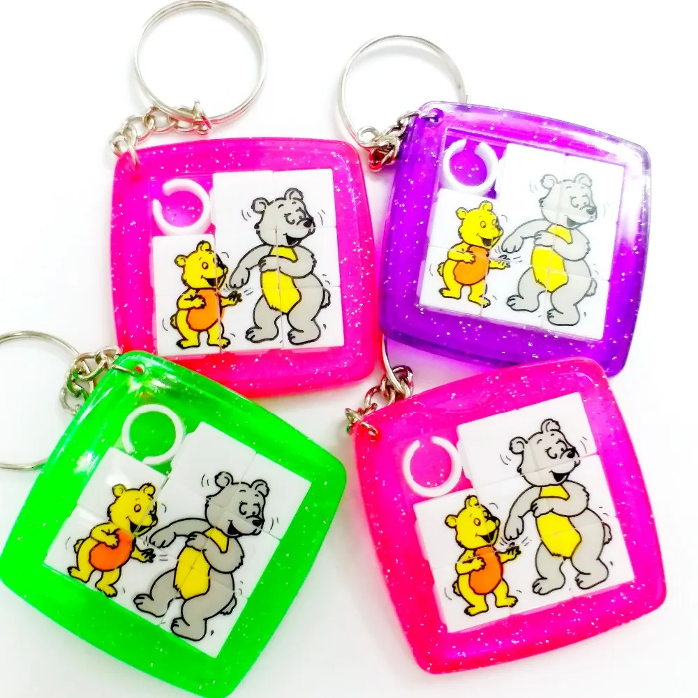 

1piece Bear Slider Puzzle with key chain Sliding E321 Party Favor Vending Gift Pinata Filler Loot Favours Gift Toys Bags Novelty