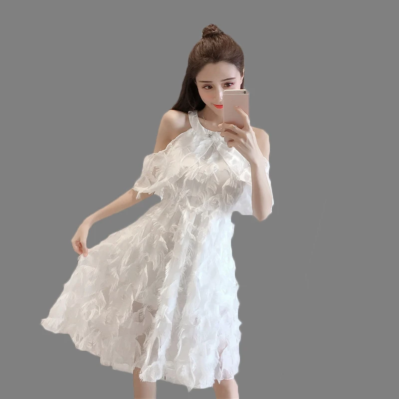 

2018 Summer New Women Korean Casual Plus Size Dress Hanging neck Feathers Strapless Black White Chiffon Dress Female LQ88