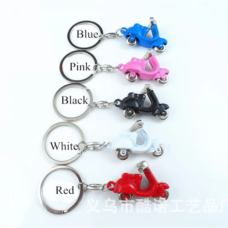 

Fashion Personality pandant cute Multicolor motorcycle Key chain silver plated metal car KeyChains New Arrive key ring