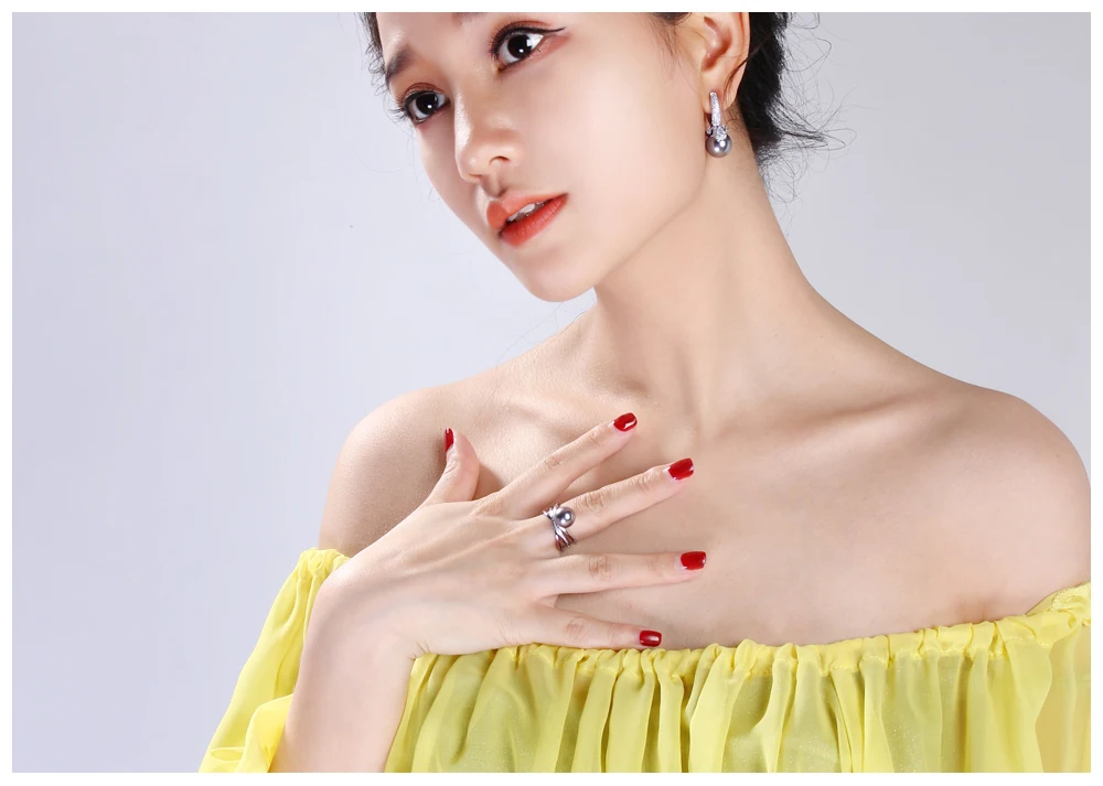 grey pearl ring 10