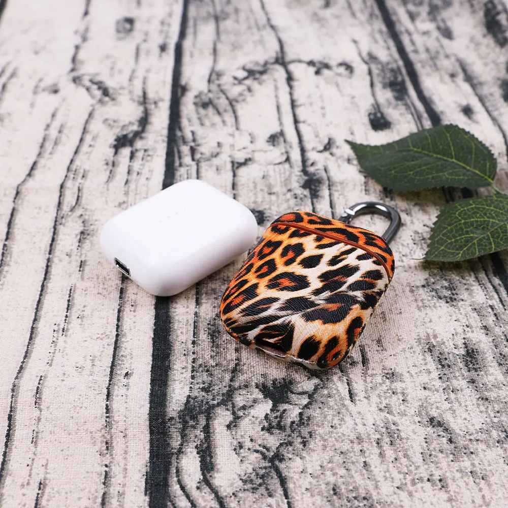

Leopard Print Leather Bag Cover Case Bluetooth Wireless Earphone Protective Case for AirPods With Hook for AirPods Charging Box