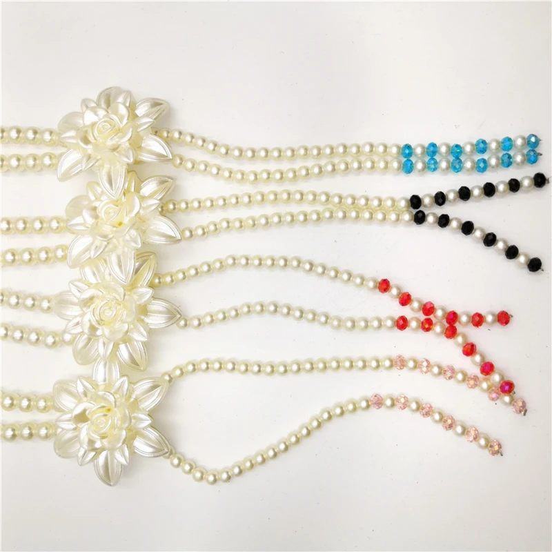 2019 China Fashion Three-dimensional Flower Sweater Chain Crystal Simulation Pearl Modern Necklace Exotic Accessories E0010 |