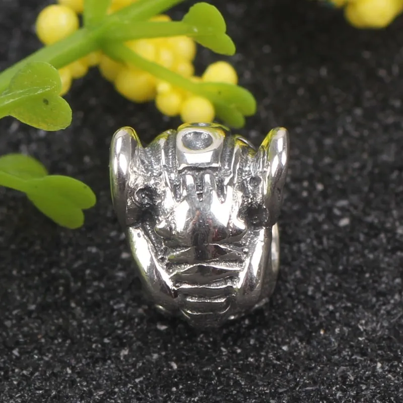 beads 0670a