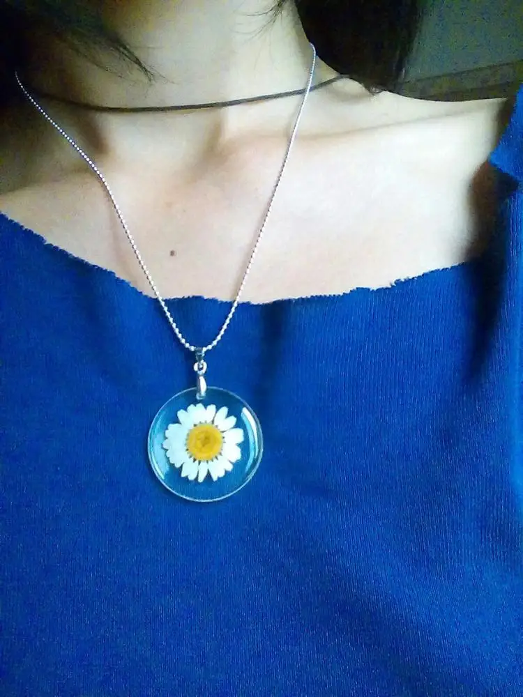 Free!! Just Pay $5.95 For Shipping Sale - Handmade Boho Resin Dried Flower Daisy Necklace 45Cm