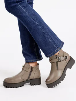 

Low short boots with buckle