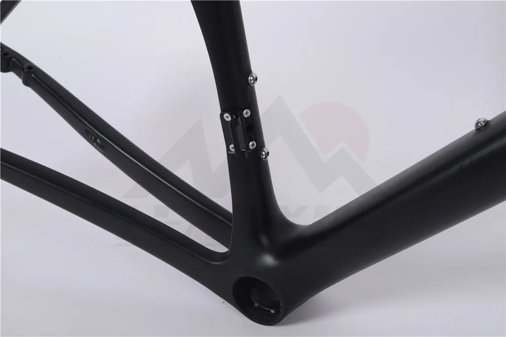 Cheap LEADXUS CLA550X Ultra Light Disc Brake Carbon Road Bicycle Frame T1000 Carbon Fiber Road Bike Frame 44/49/52/54/56/58cm 2