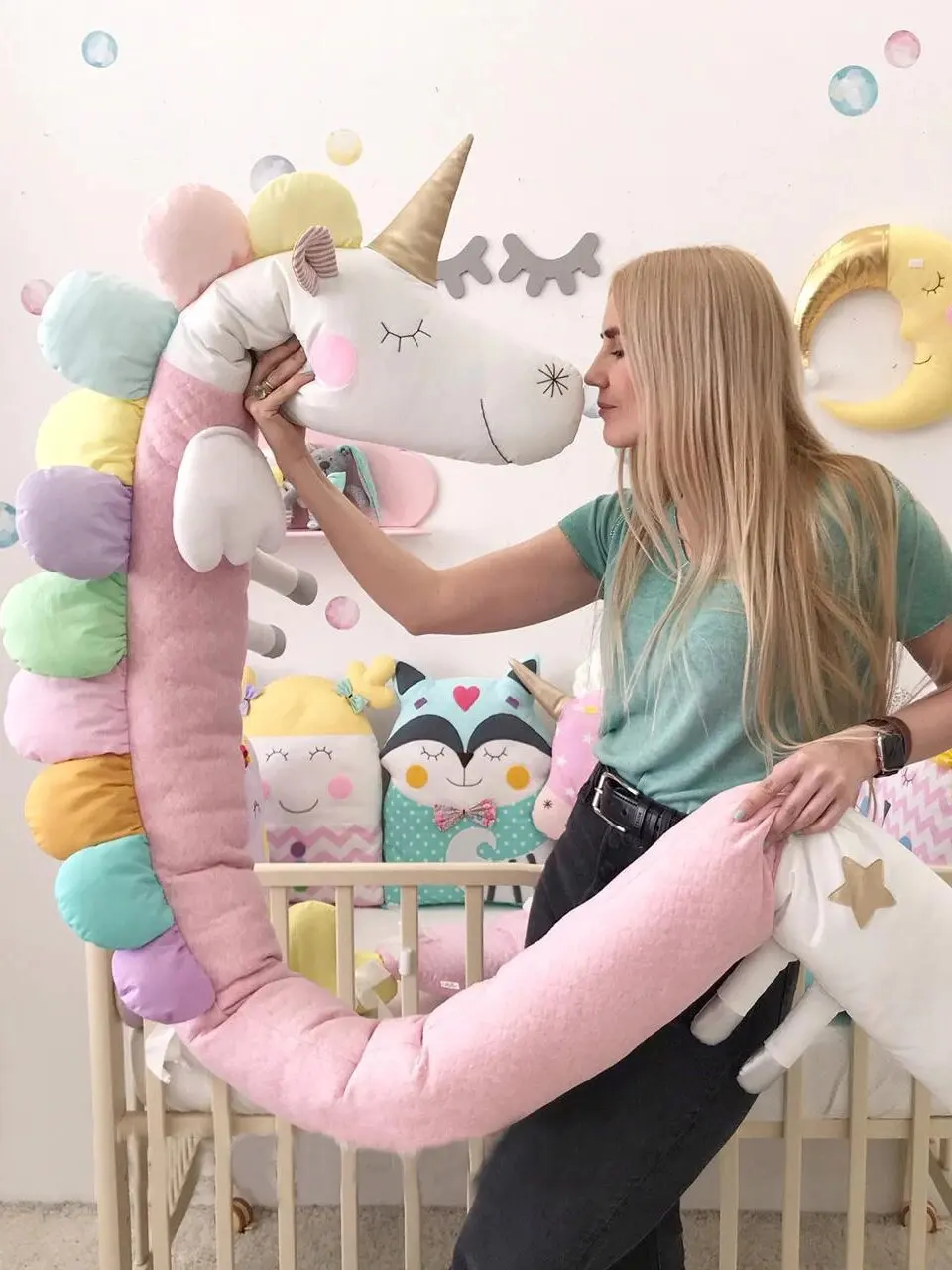 Подушка валик в кроватку для малышей. Lovebabytoys. Производство Россия