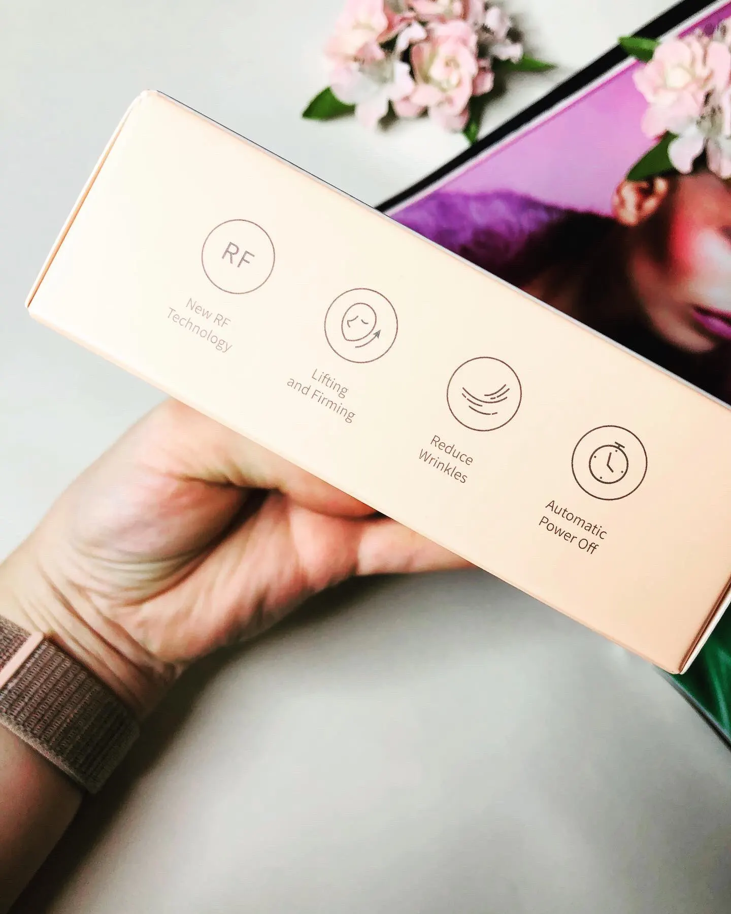 Отзыв о товаре ANLAN rf лифтинг аппарат массажер для лица микротоки для лица рф лифтинг аппарат RF Устройство для красоты RF лифтинг для лица радиочастотная мезотерапия для лица омоложение кожи лифтинг укрепляющее удаление морщин от пользователя N***a