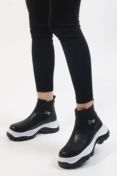 

Margin Women Arole Wedges Sports Boots
