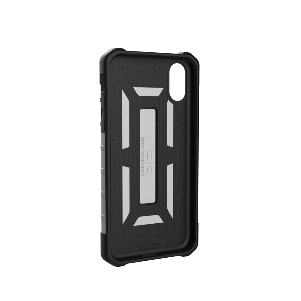 Чехол UAG для iPhone XR противоударный из износостойкого полиуретана резиновый борт