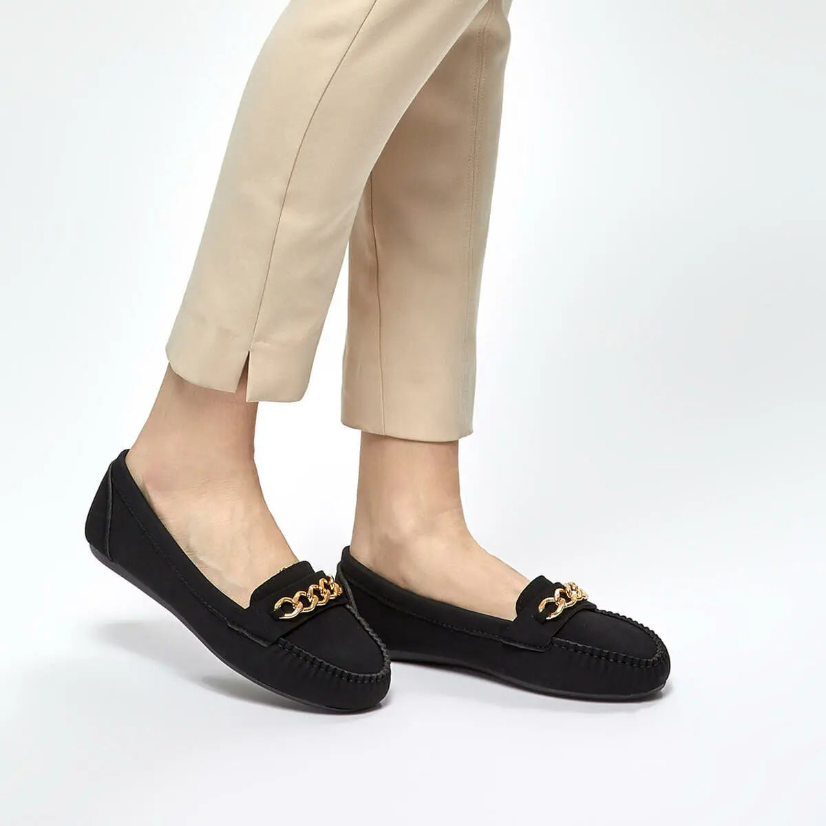 FLO DS17032-19S; черные женские босоножки; Miss F