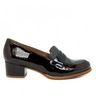 

Moccasin Heel Skin Patent Leather-Gray/Navy