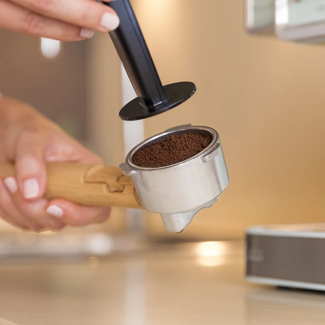 Cecotec Cafetera Express Power Espresso 20 Tradizionale para espressos y  cappuccinos, rápido Sistema de Calentamiento por thermoblock, 20 Bares,  manómetro PressurePro y vaporizador orientable : .es: Hogar y cocina