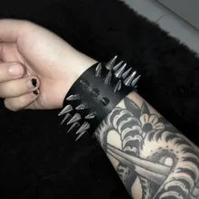 Único de tres fila puntiagudo hacen picos remache de cuero ancho Punk Rock gótico Unisex pulsera de hombre de la joyería