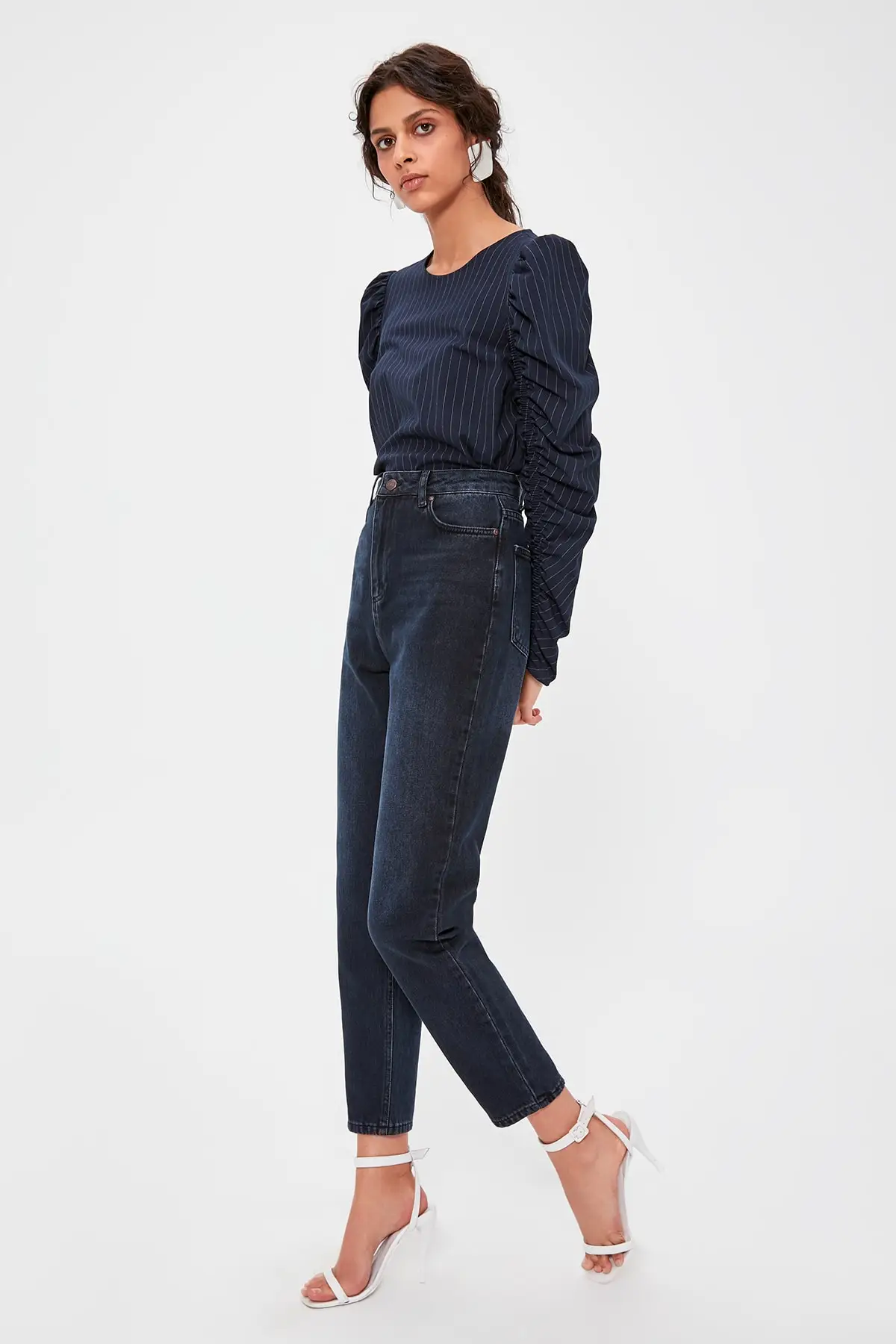 Trendyol темно-синие джинсы с высокой талией для мам TWOAW20JE0180