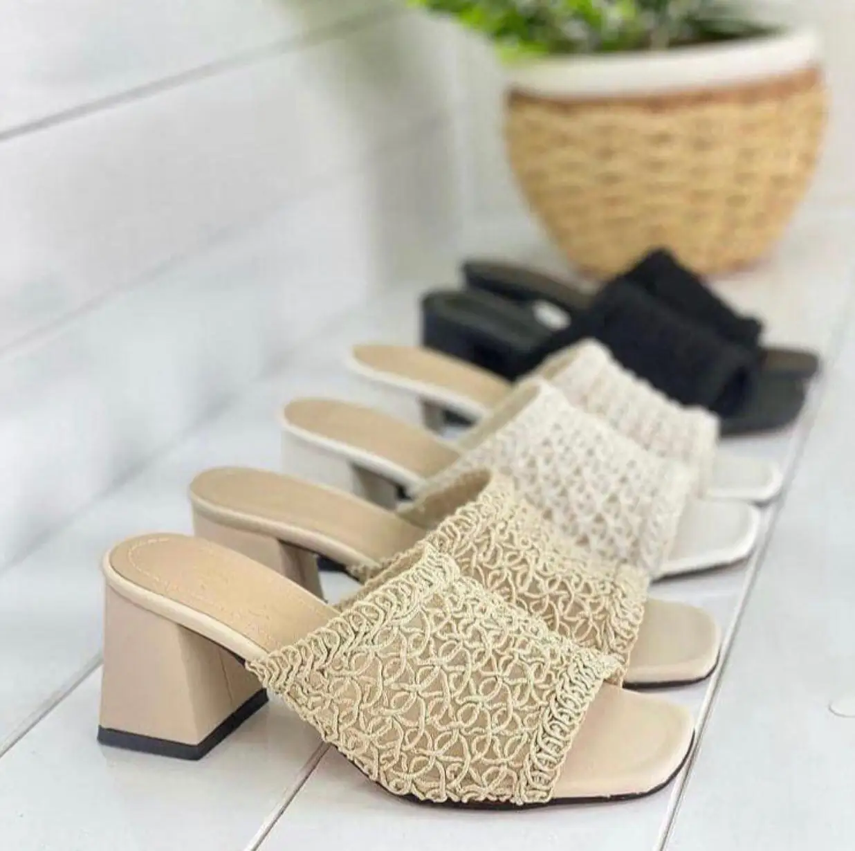 Женская обувь женские сандалии-шлепанцы 2021 сезон весна-лето Стильная