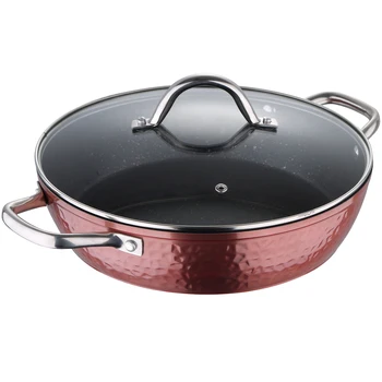 

Low pan (2.7l) in rosé champagne color, in aluminium forged with non-stick interior of BERGNER in its Saphire collection