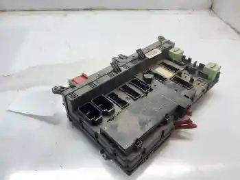 

8380407 RELES box/BMW X5 fuses (E53)