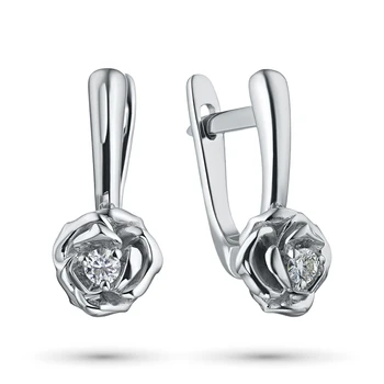 

Earrings in white gold with a diamond