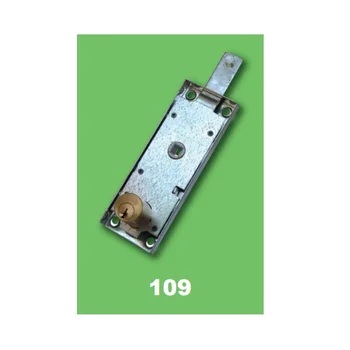 

Does. SE.M. 109 galvanized lock with cylinder round 109.50mm.50 for doors with 2 keys to plug