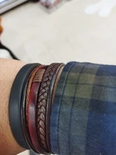 Precio al por mayor pulsera clásica de cuero genuino para hombres joyería de encanto de mano imán multicapa regalo hecho a mano para chicos geniales pulseira masculina