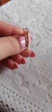 AAA + Zircon Cubic Zirconia 4 garra dedo anillo para mujer oro Color de rosa de cristal de moda de joyería de marca comentado DWR051M