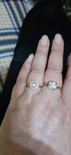Huitan romántico anillos de perlas simuladas para las mujeres de lujo aniversario de boda accesorios anillos de compromiso para venta al por mayor