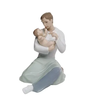

NAO Figure To Father 'S Love. Sculpture Decoration Potatoes, Father's Day. Pope Porcelain