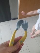 Juego de utensilios de silicona para bebés, cuchara auxiliar para aprender a comer, tenedor suave y flexible, vajilla para niños pequeños