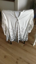 Blusa de talla grande para mujer, blusa de talla grande 4xl 5XL, Tops de primavera y verano con cuello en V, Media manga con empalme de encaje estampado bohemio para mujer 2020