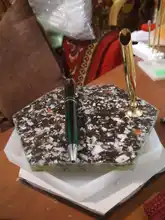 Portalápices de Metal de escritorio, soporte giratorio de punto de bola, embudo de base, plata y oro, como regalo, suministros de oficina, 1 Uds.