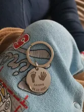 Llavero personalizado para bebé, con nombre, fecha de nacimiento, altura y peso para recién nacidos, artículo personalizado conmemorativo, regalo para mamá y papá P026