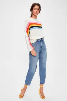

Trendyol Blue Pleated High Waist Mom Jeans TWOAW20JE0195
