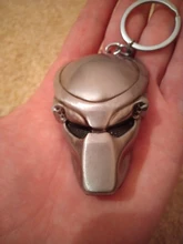 LLavero de depredador alienígena, máscara de AVP, llaveros para bolsos, llavero de coche, joyería
