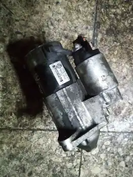 

8200584675 M000T87881 Starter Motor Renault Scenic Ii *